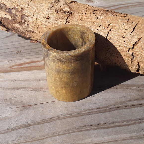 ✨SOLD✨Handmade Gold Epoxy Resin Holder - Picture 14 of 14